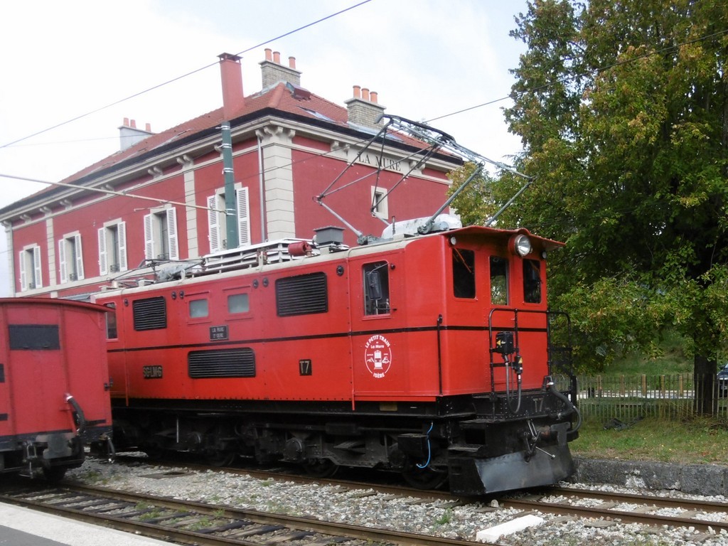 01 le petit train 06 