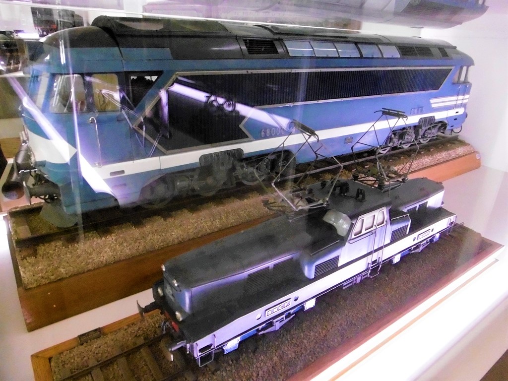 271