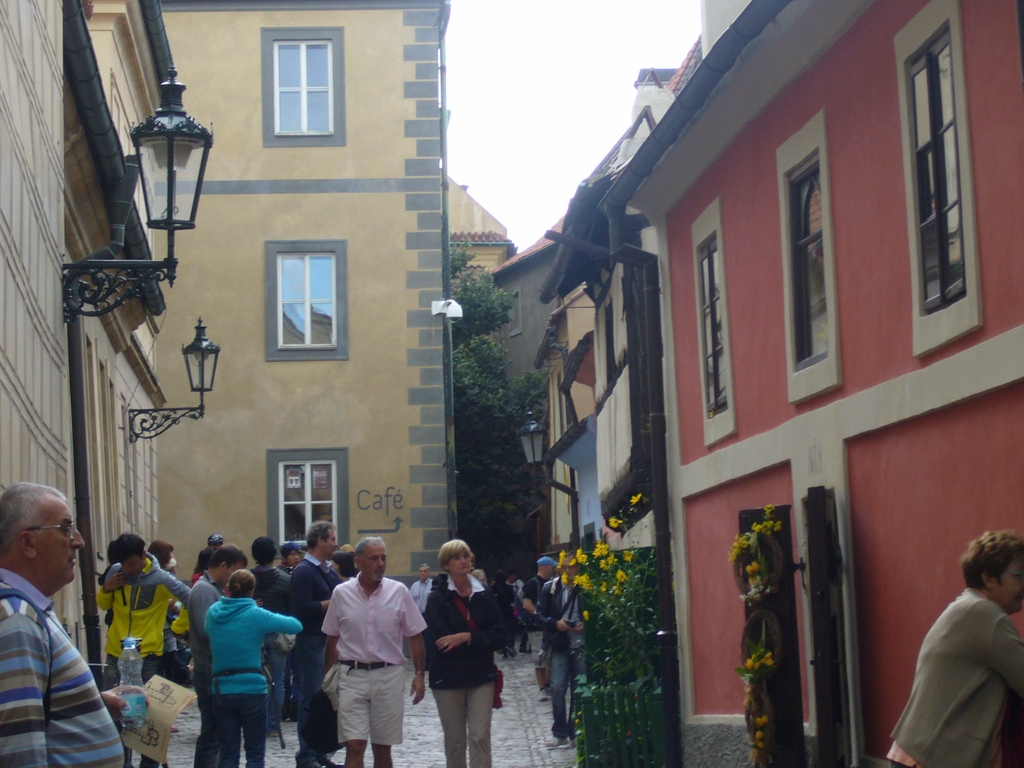 Prague (99) 